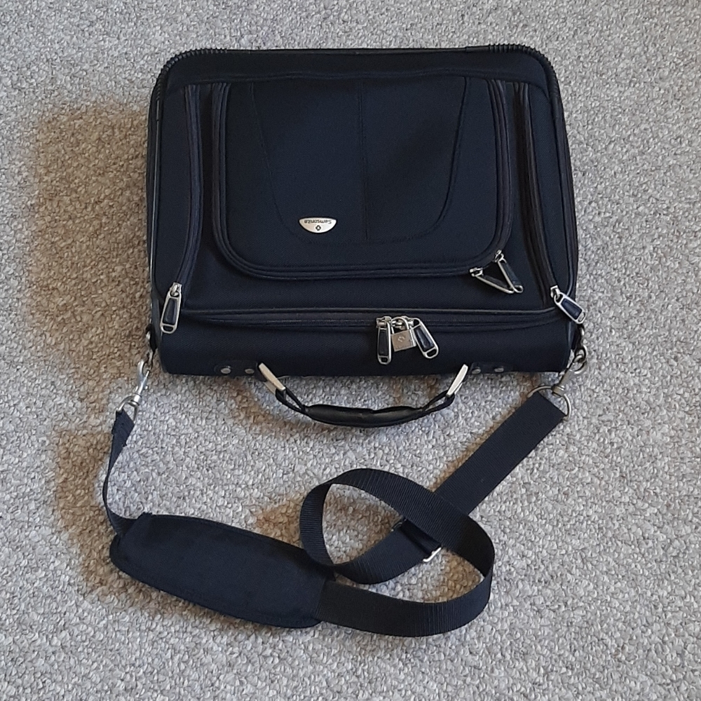 Samsonite Briefcase. - Picture 4 of 13